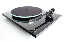 Load image into Gallery viewer, Turntable - Rega Planar 2
