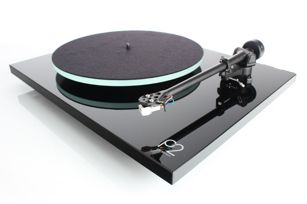 Turntable - Rega Planar 2