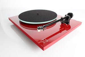 Turntable - Rega Planar 2
